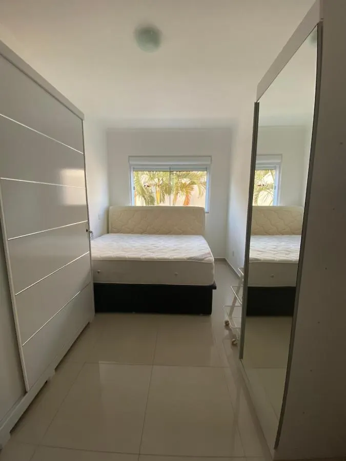 Beach House 22 Ingleses Florianópolis Daire